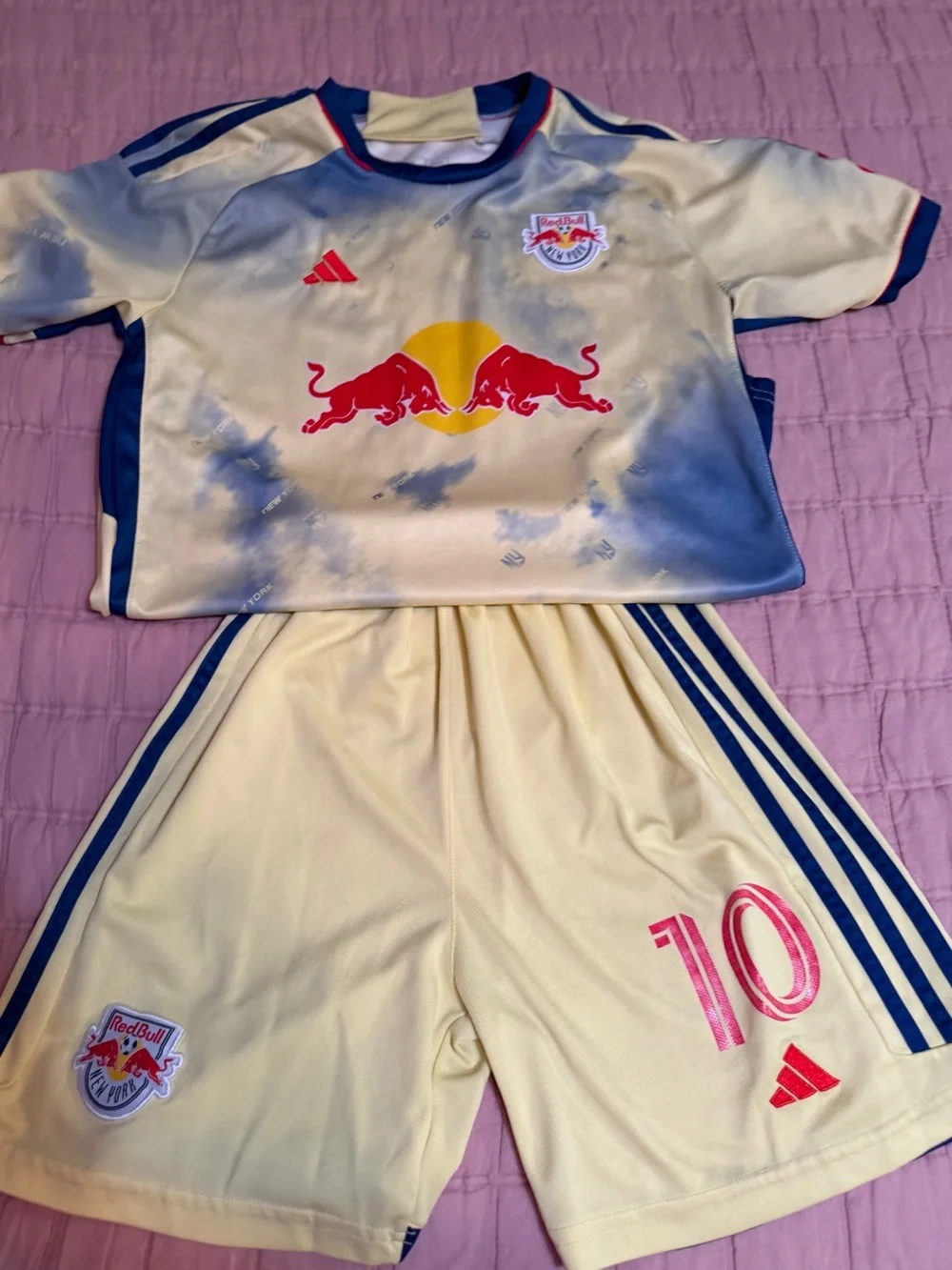 Red Bulls Youth Soccer Kit - MORGAN #10